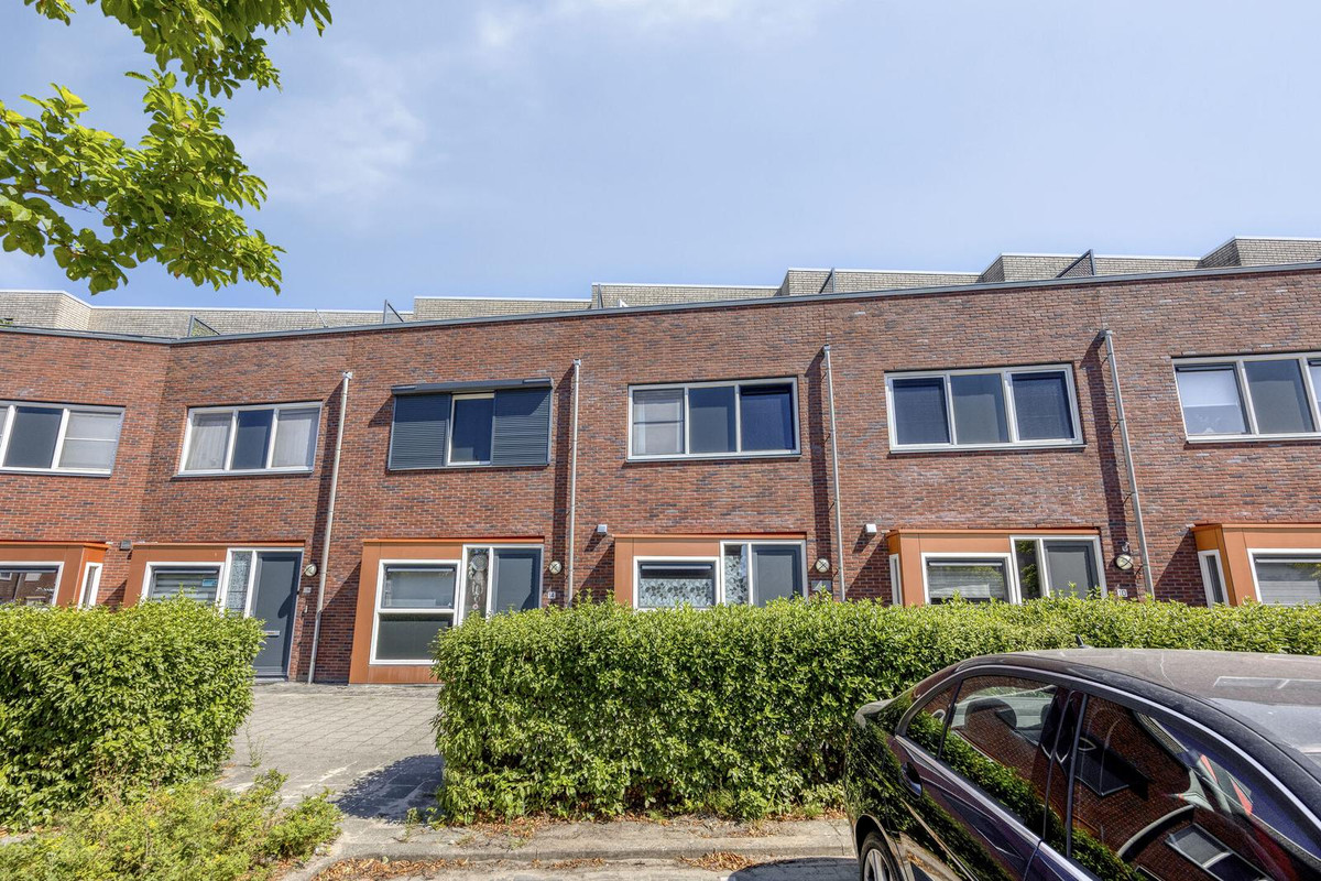 Tussenwoning te koop: Maasstraat 12, Alblasserdam