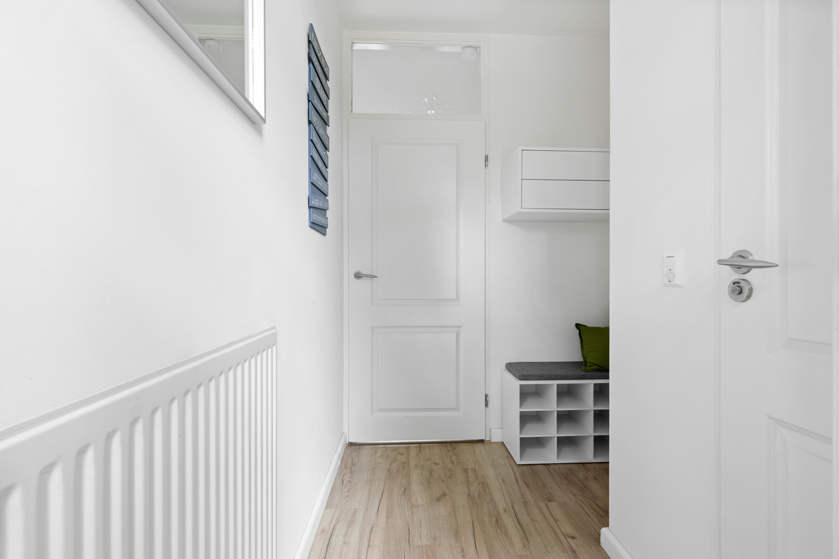 Hoekwoning te koop: Lange Hille 1, Oud-Beijerland