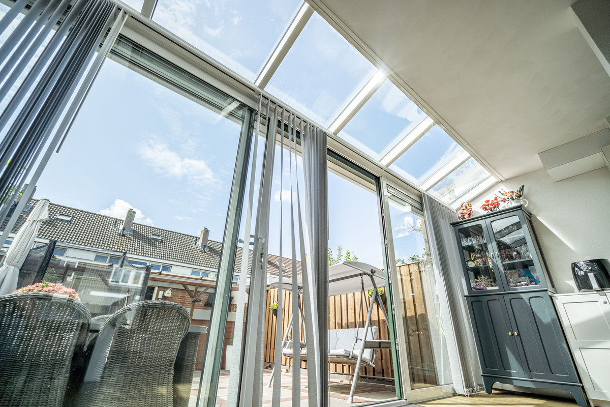 Tussenwoning te koop: Kerklaan 5, Zoeterwoude