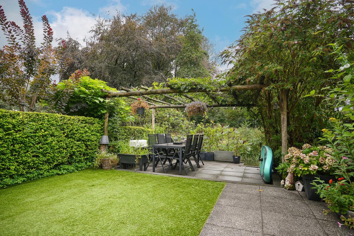Tussenwoning te koop: De Brink 6, Zeist