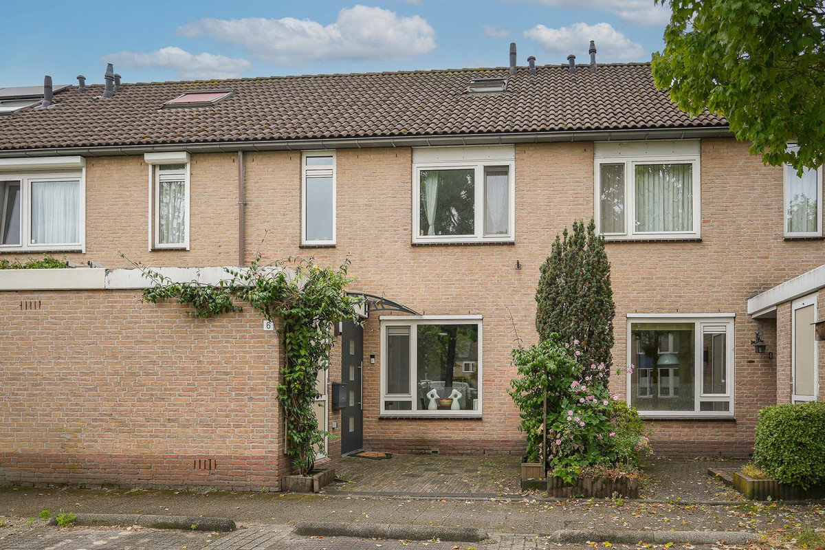 Tussenwoning te koop: De Brink 6, Zeist