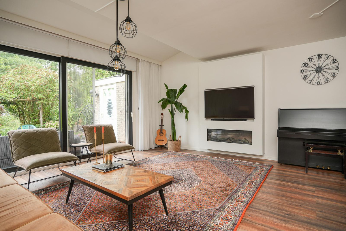 Tussenwoning te koop: De Brink 6, Zeist