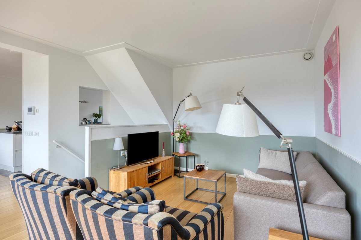 Tussenwoning te koop: Bert Garthoffpad 5, Oegstgeest