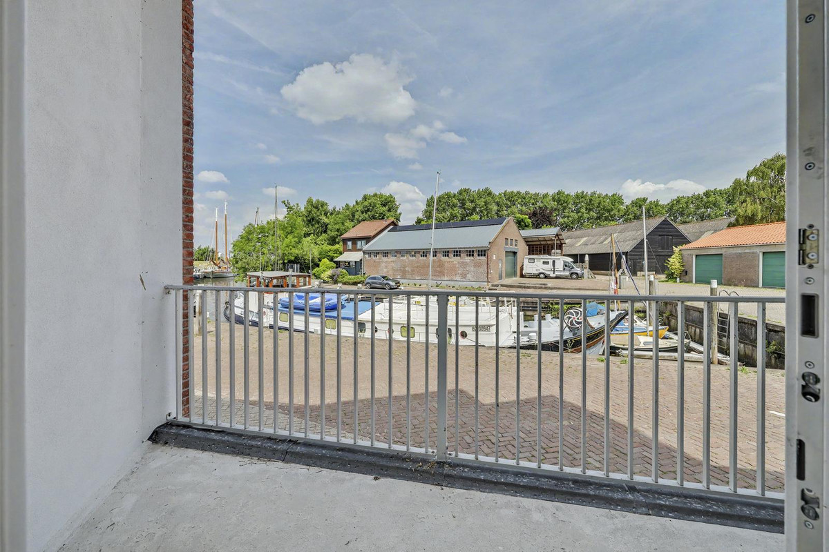 Appartement te koop: Zeedijk 24C, Stad Aan 'T Haringvliet