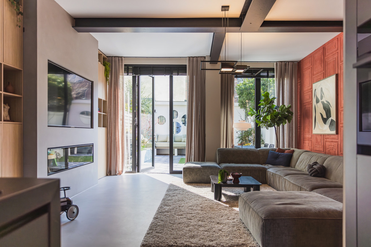 Tussenwoning te koop: Groot Hertoginnelaan 156, 'S-Gravenhage