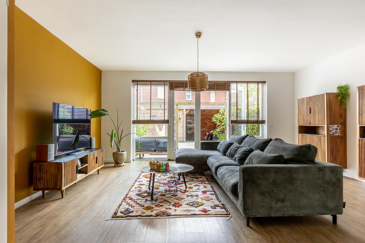 Tussenwoning te koop: Stadspolderring 208, Dordrecht