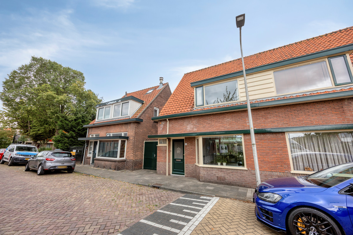 Tussenwoning te koop: Van der Goesstraat 16, Honselersdijk