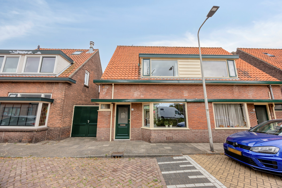 Tussenwoning te koop: Van der Goesstraat 16, Honselersdijk