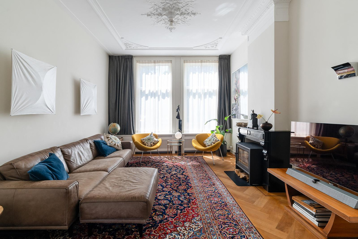 Tussenwoning te koop: Hoge Rijndijk 44, Leiden