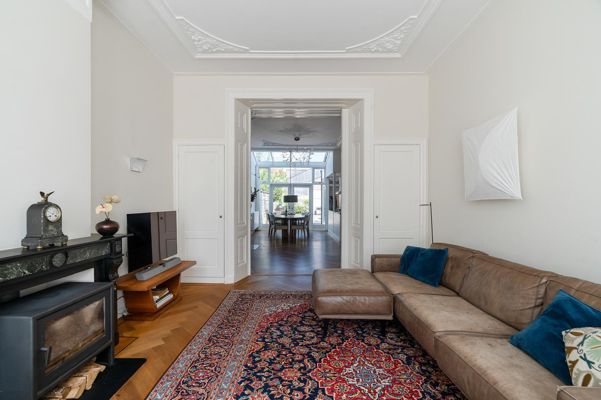 Tussenwoning te koop: Hoge Rijndijk 44, Leiden