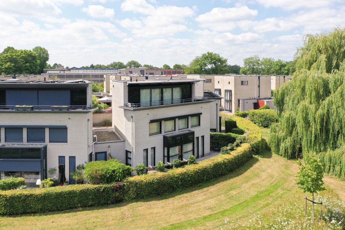 Tussenwoning te koop: Groot Hag 12, Almelo