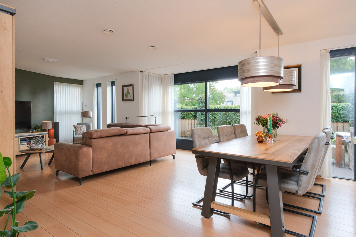 Tussenwoning te koop: Groot Hag 12, Almelo