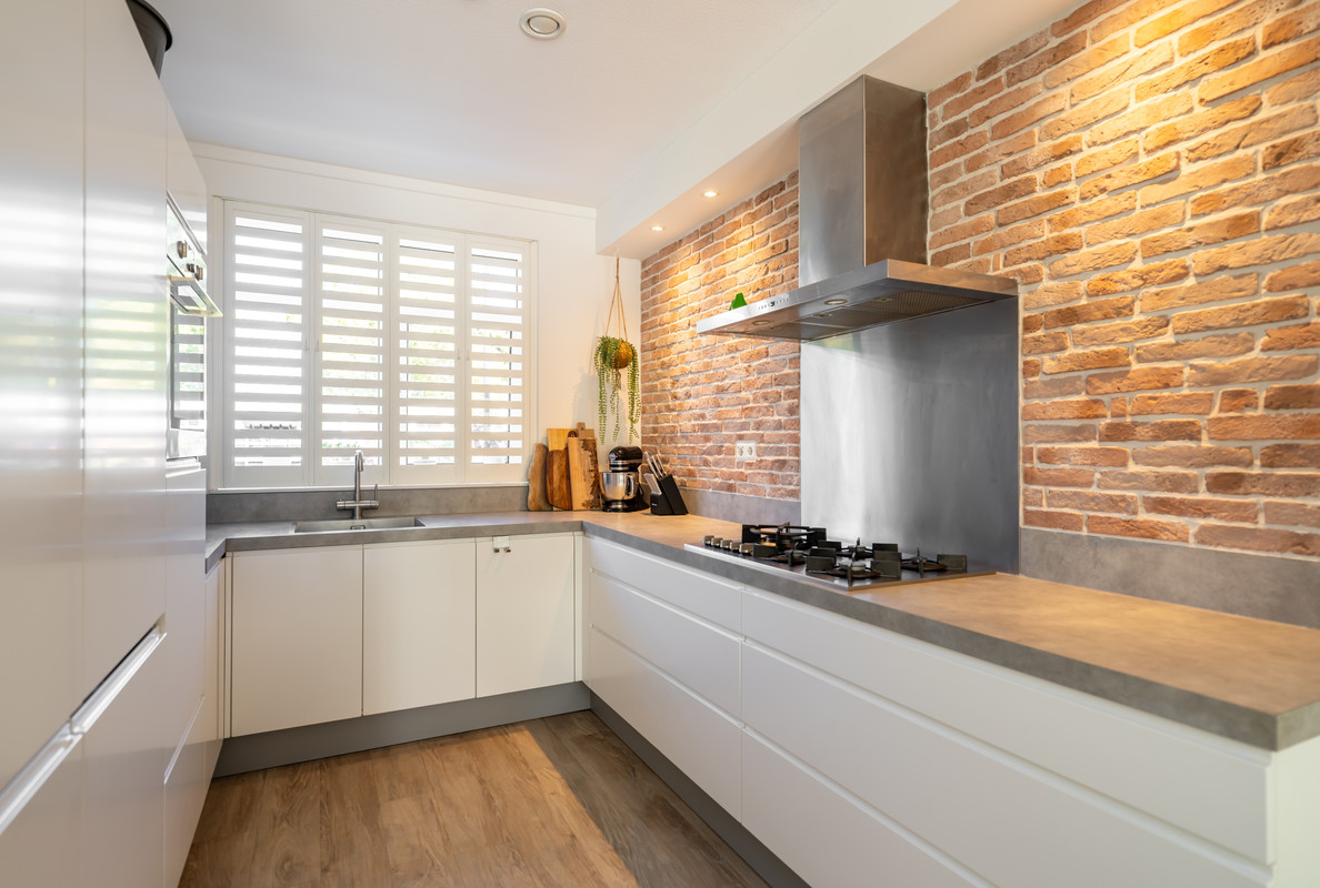 Tussenwoning te koop: Gabriël Metzustraat 13A, Leiden
