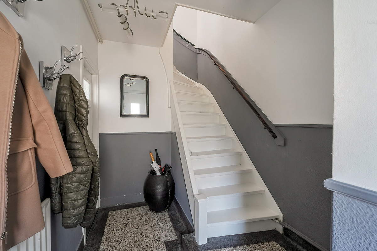 Tussenwoning te koop: Grunerielaan 24, Oegstgeest