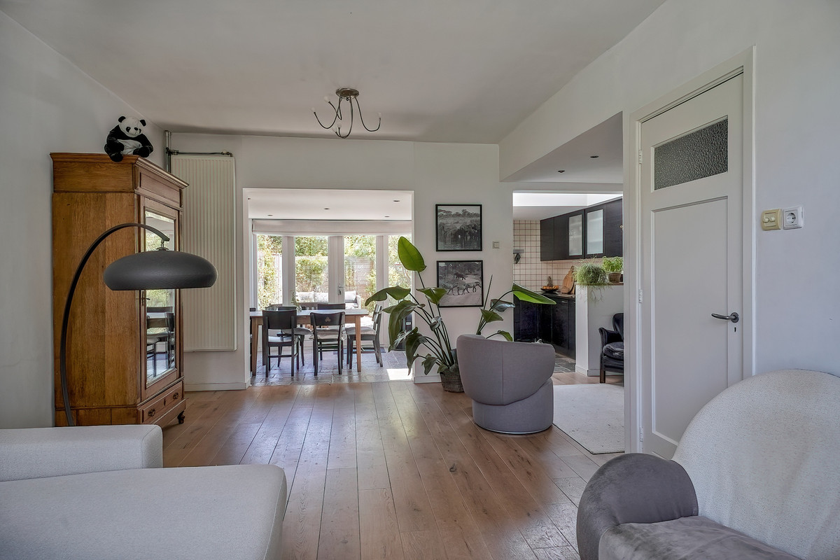 Tussenwoning te koop: Grunerielaan 24, Oegstgeest