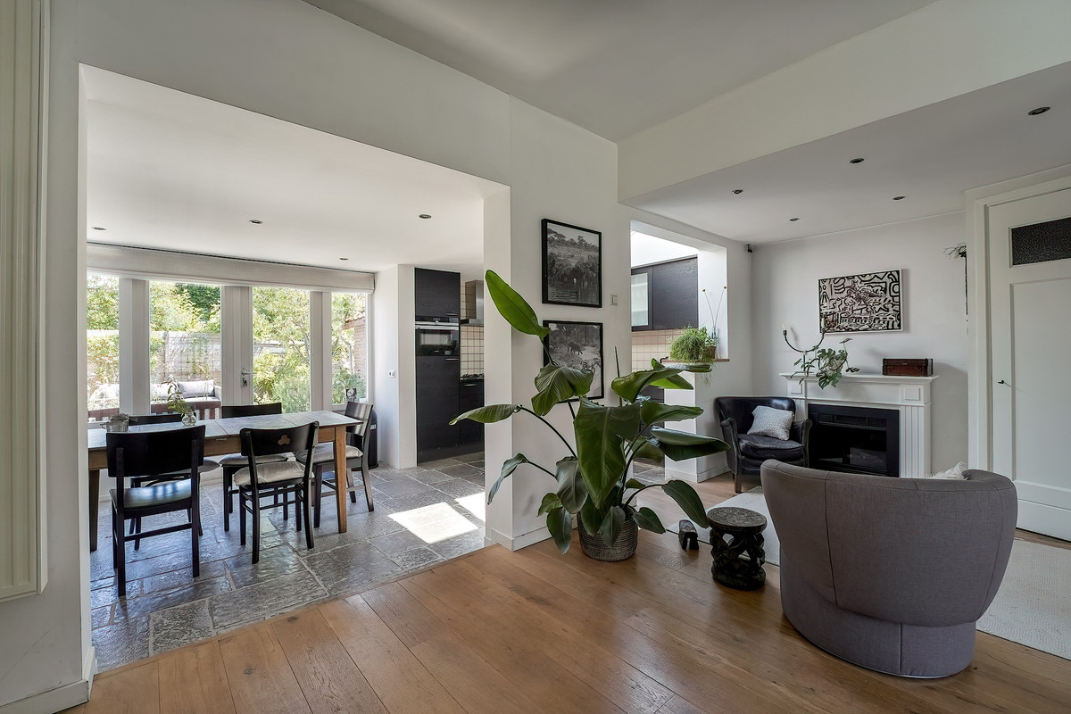 Tussenwoning te koop: Grunerielaan 24, Oegstgeest