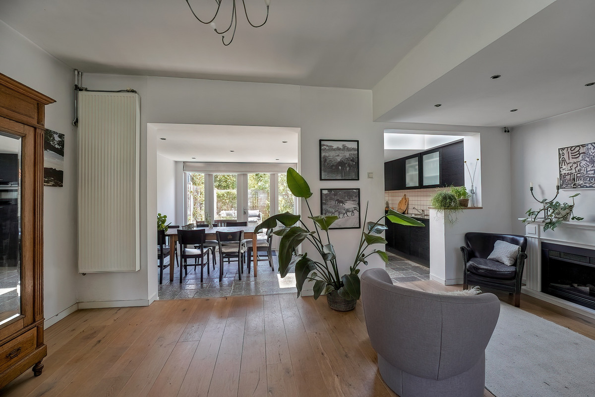 Tussenwoning te koop: Grunerielaan 24, Oegstgeest
