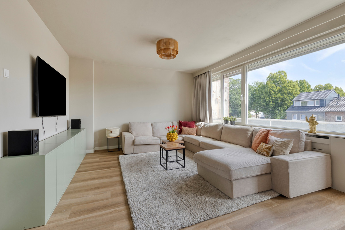 Appartement te koop: Michiel de Ruyterweg 105A, Vught