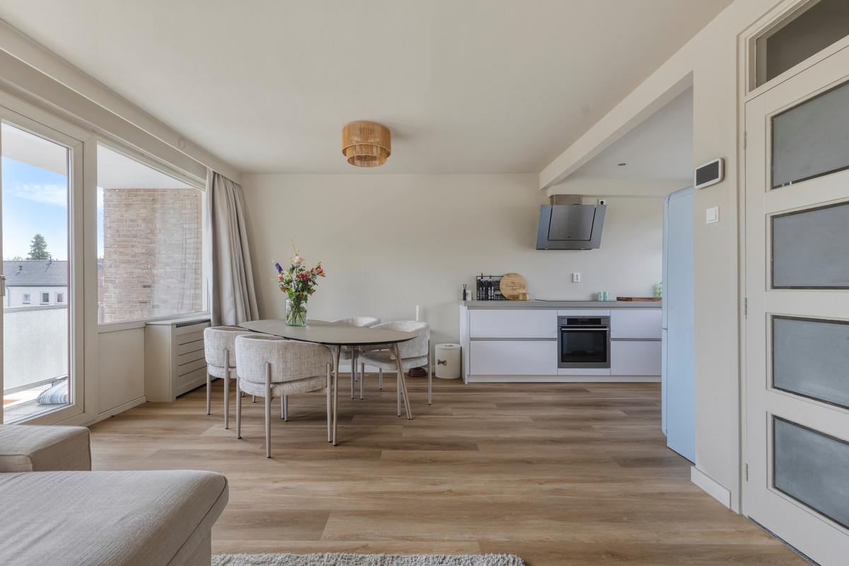 Appartement te koop: Michiel de Ruyterweg 105A, Vught