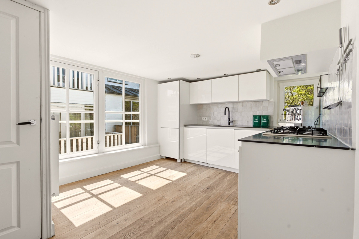 Appartement te koop: Akoleienstraat 8-4, Amsterdam