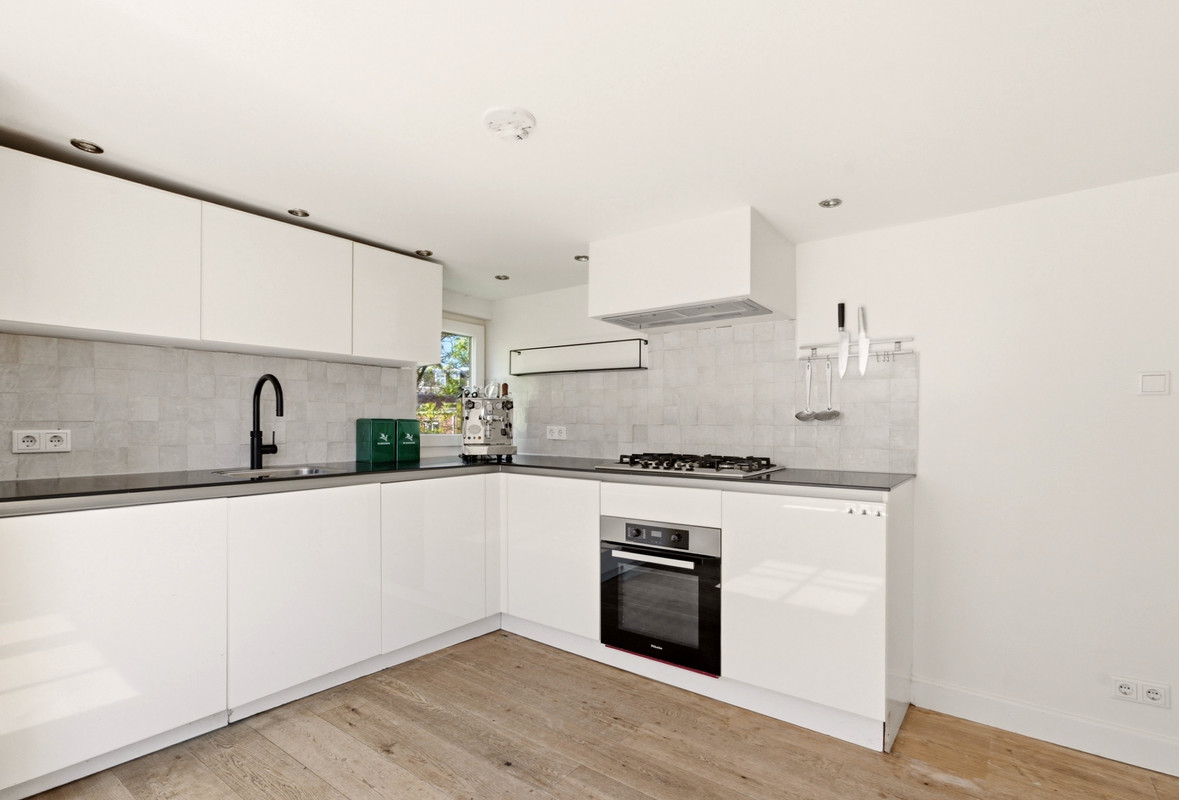 Appartement te koop: Akoleienstraat 8-4, Amsterdam