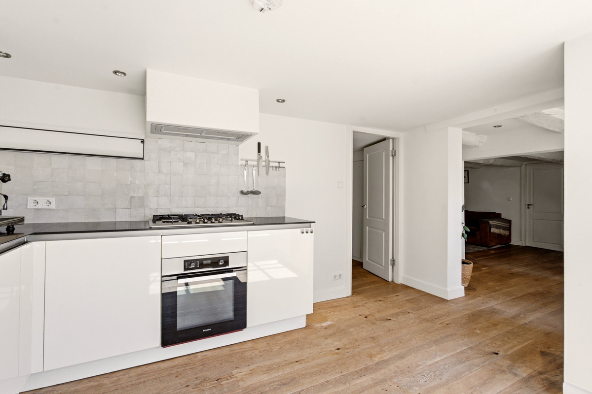 Appartement te koop: Akoleienstraat 8-4, Amsterdam