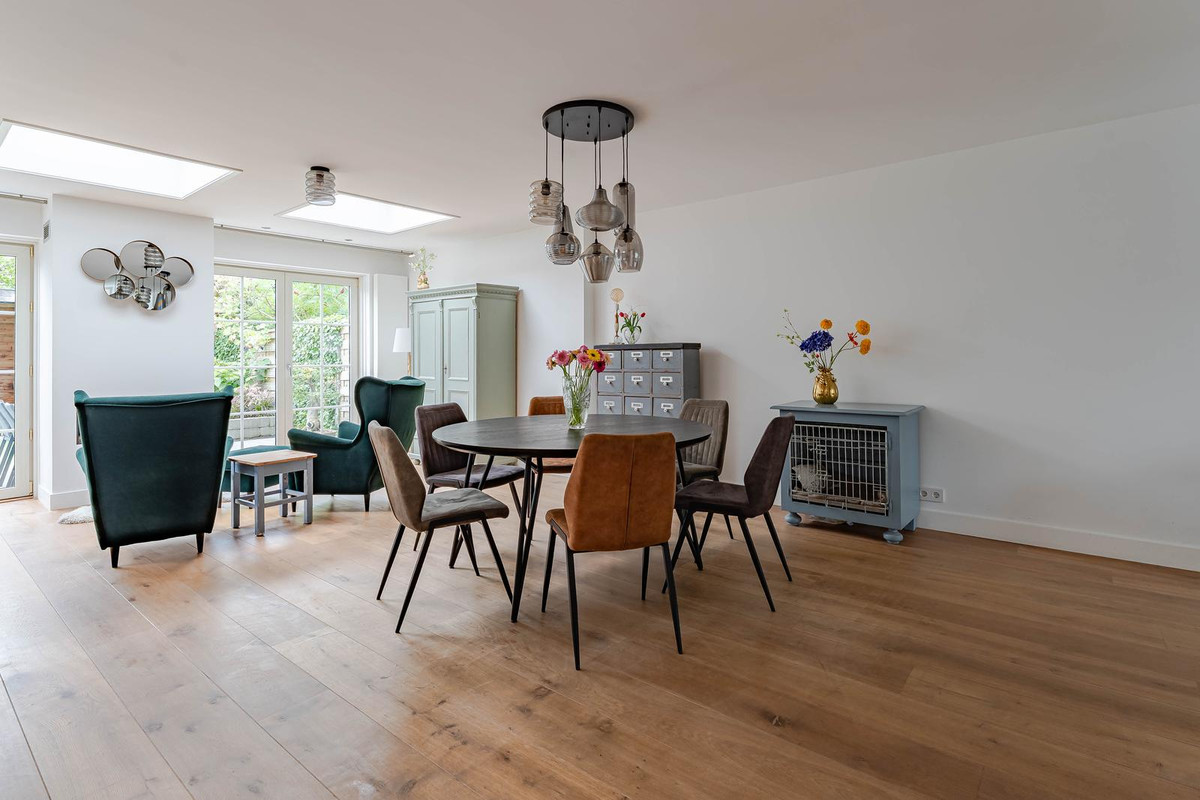 Tussenwoning te koop: Valkenburgerlaan 30, Boskoop