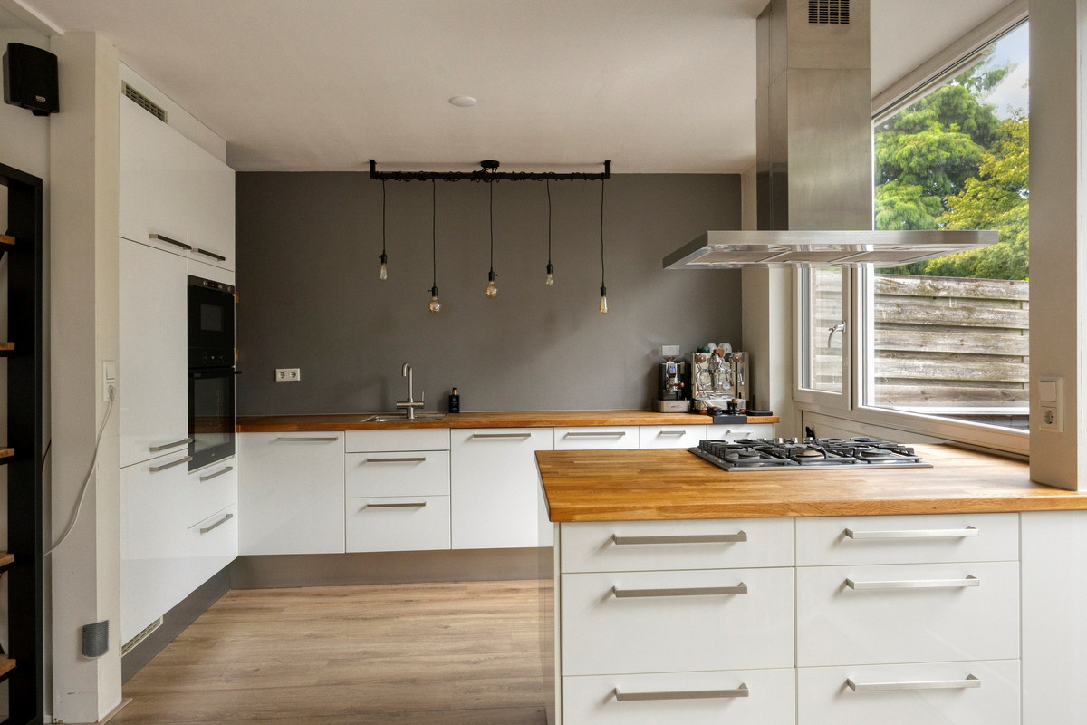 Tussenwoning te koop: Fioringras 82, Rotterdam