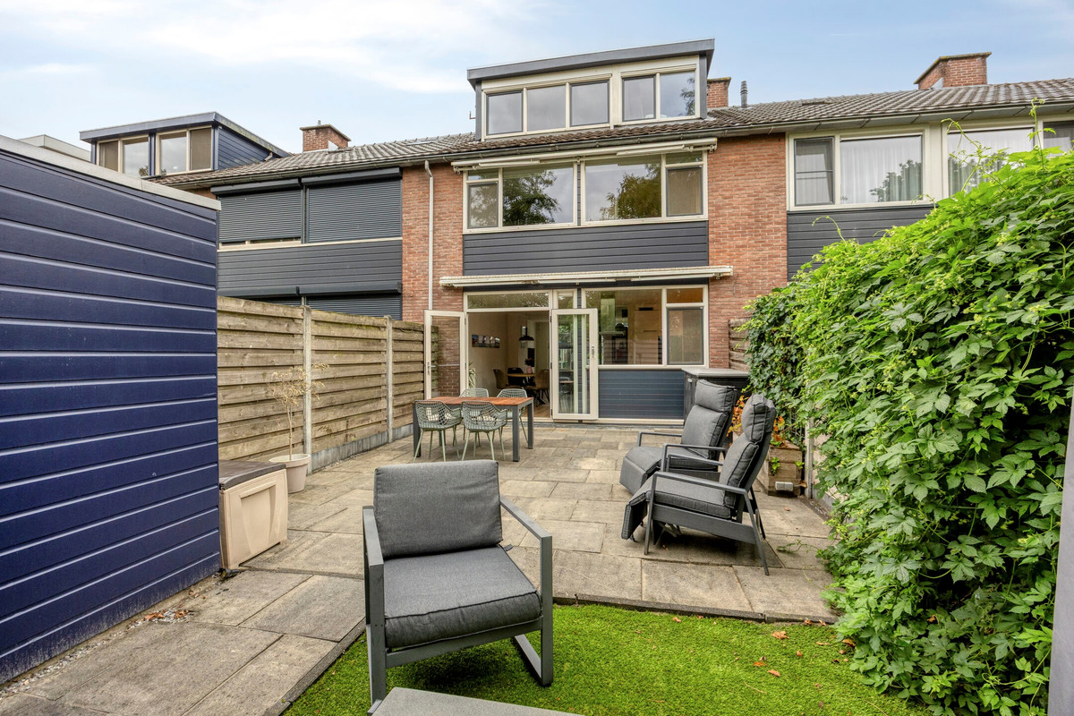 Tussenwoning te koop: Fioringras 82, Rotterdam