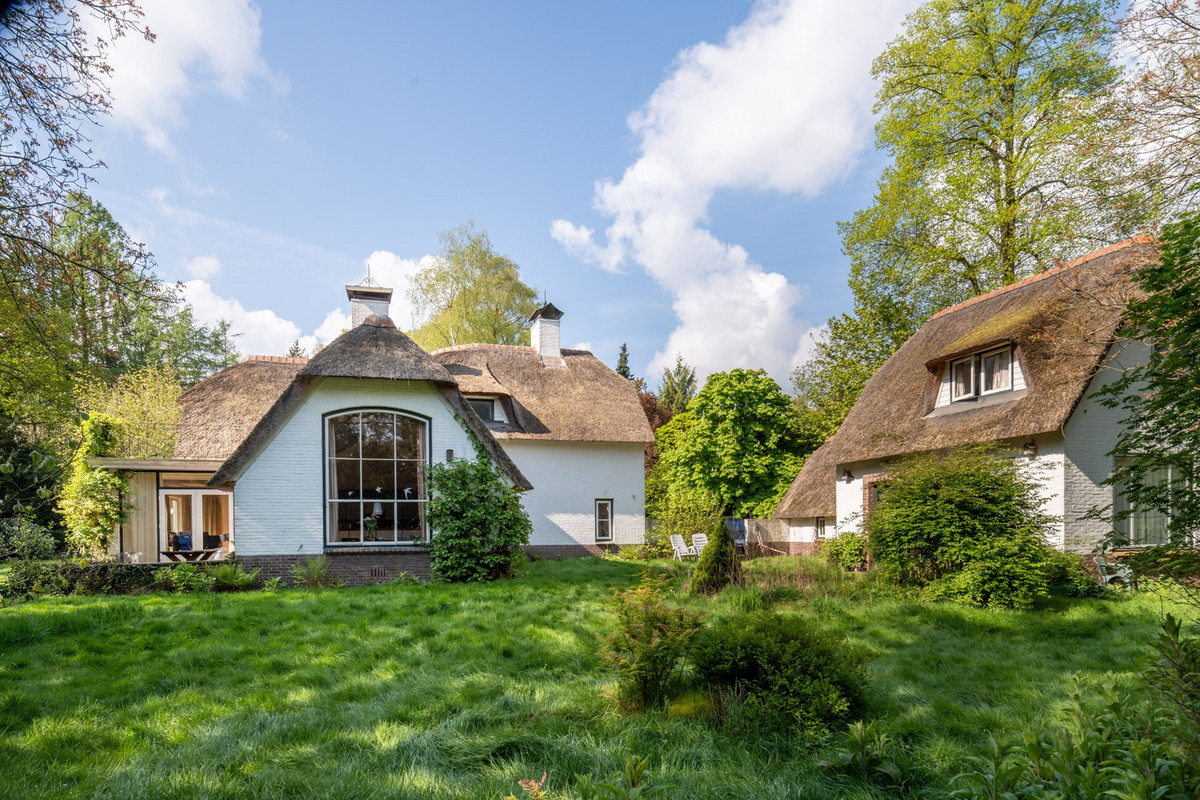 Vrijstaande woning te koop: Enschedesestraat 311, Hengelo