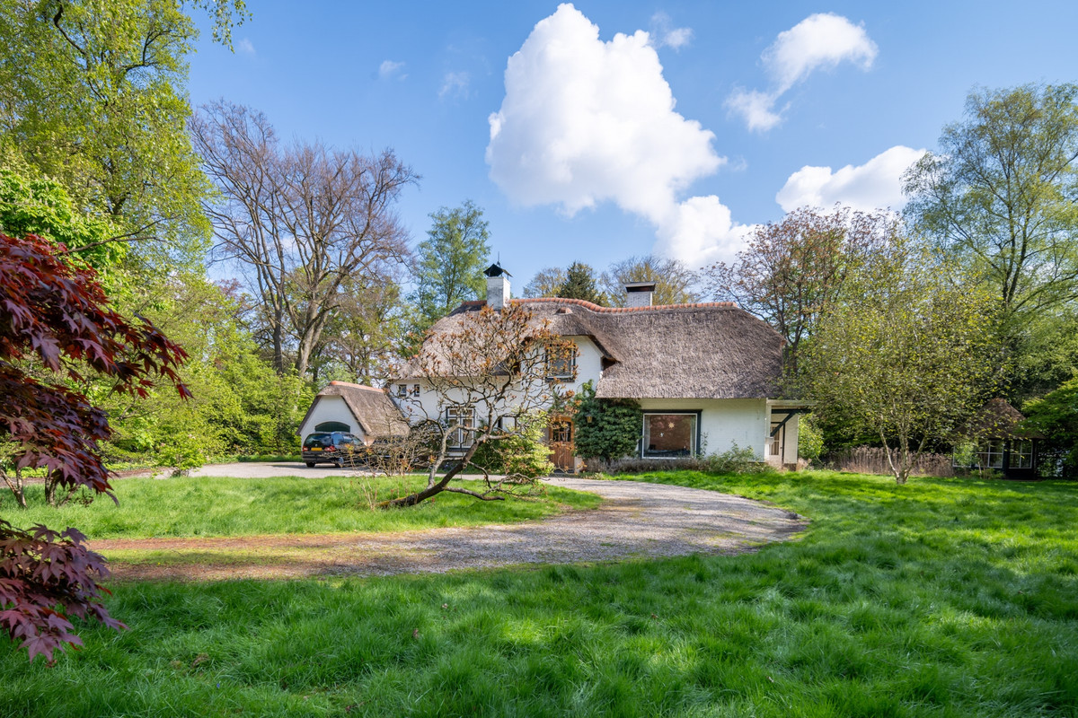 Vrijstaande woning te koop: Enschedesestraat 311, Hengelo