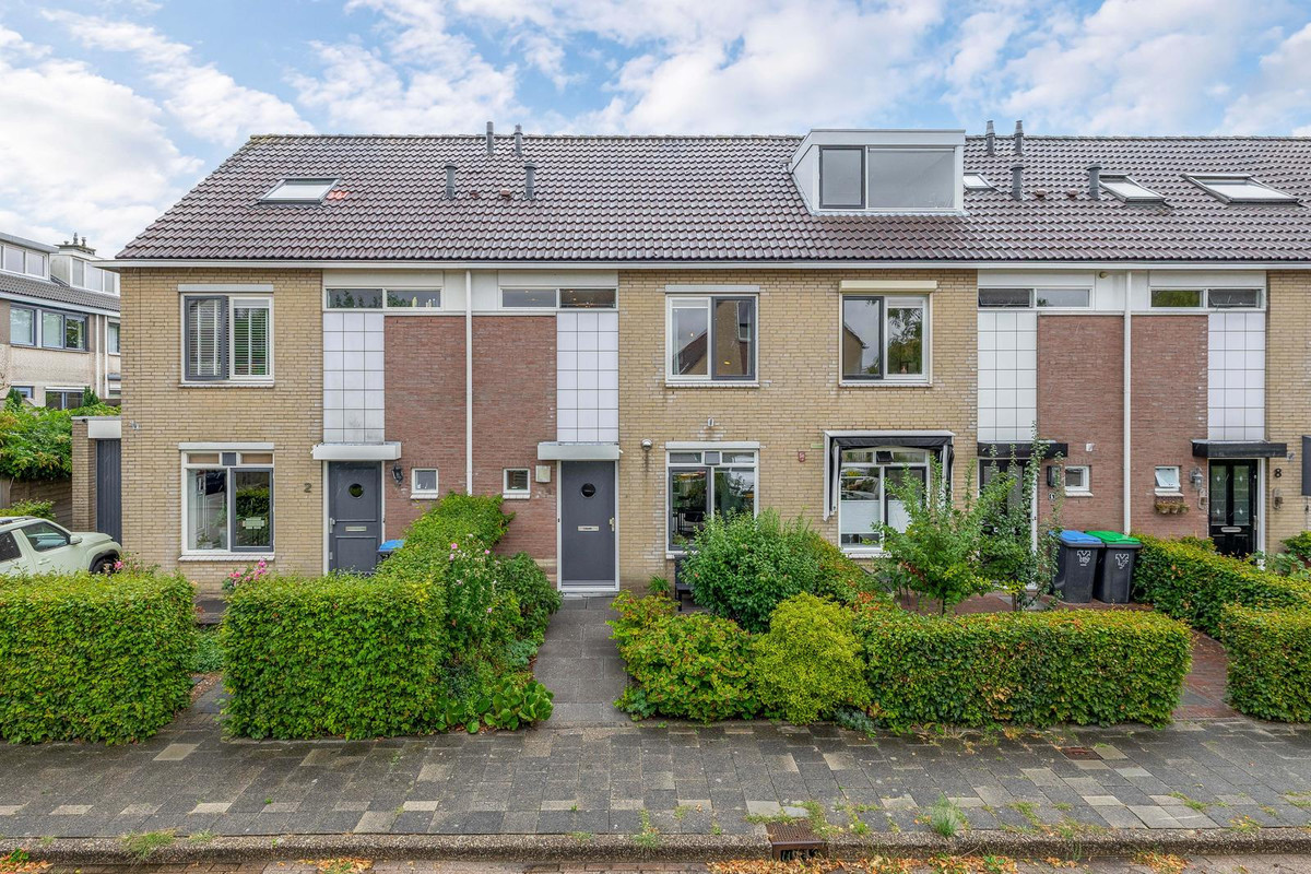 Tussenwoning te koop: Chopinstraat 4, Barendrecht