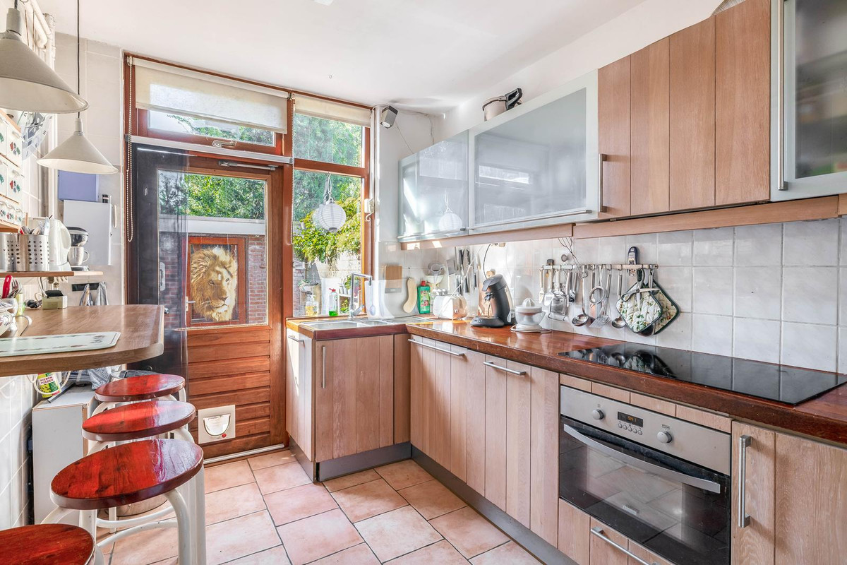 Tussenwoning te koop: Blondeelstraat 236, Rotterdam