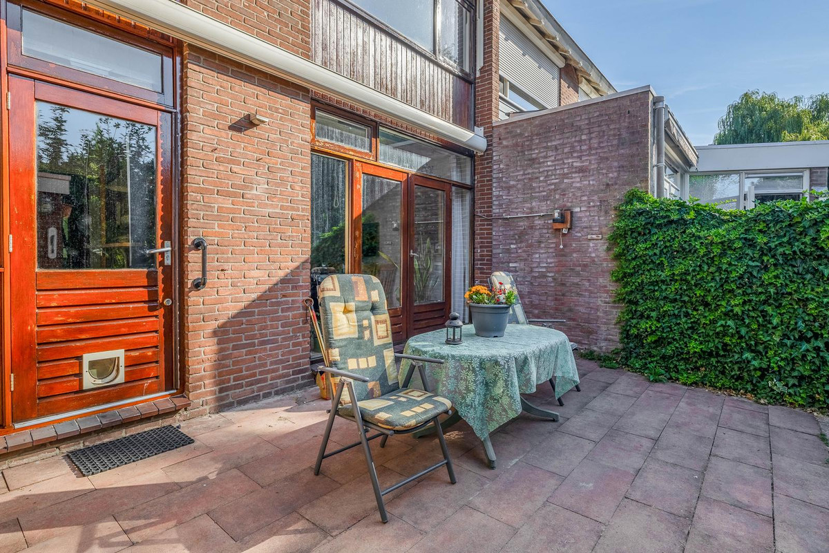 Tussenwoning te koop: Blondeelstraat 236, Rotterdam