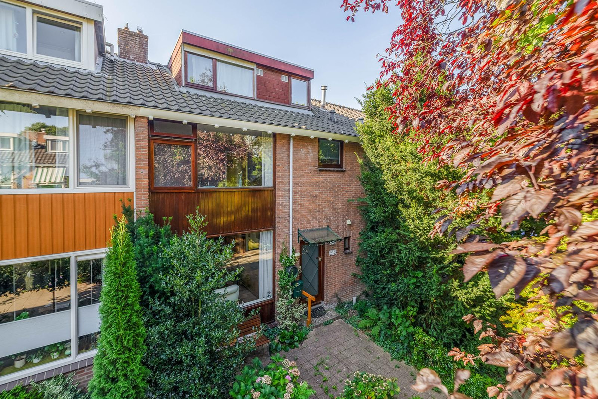 Tussenwoning te koop: Blondeelstraat 236, Rotterdam
