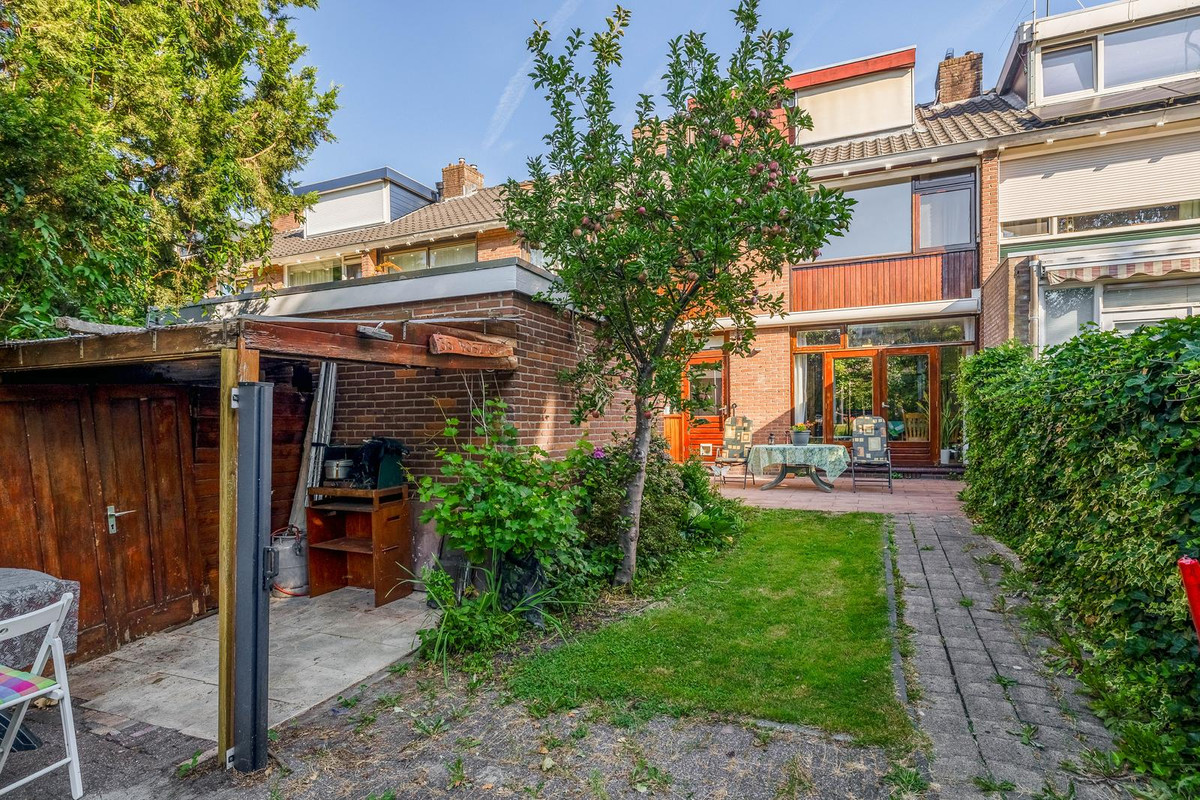 Tussenwoning te koop: Blondeelstraat 236, Rotterdam