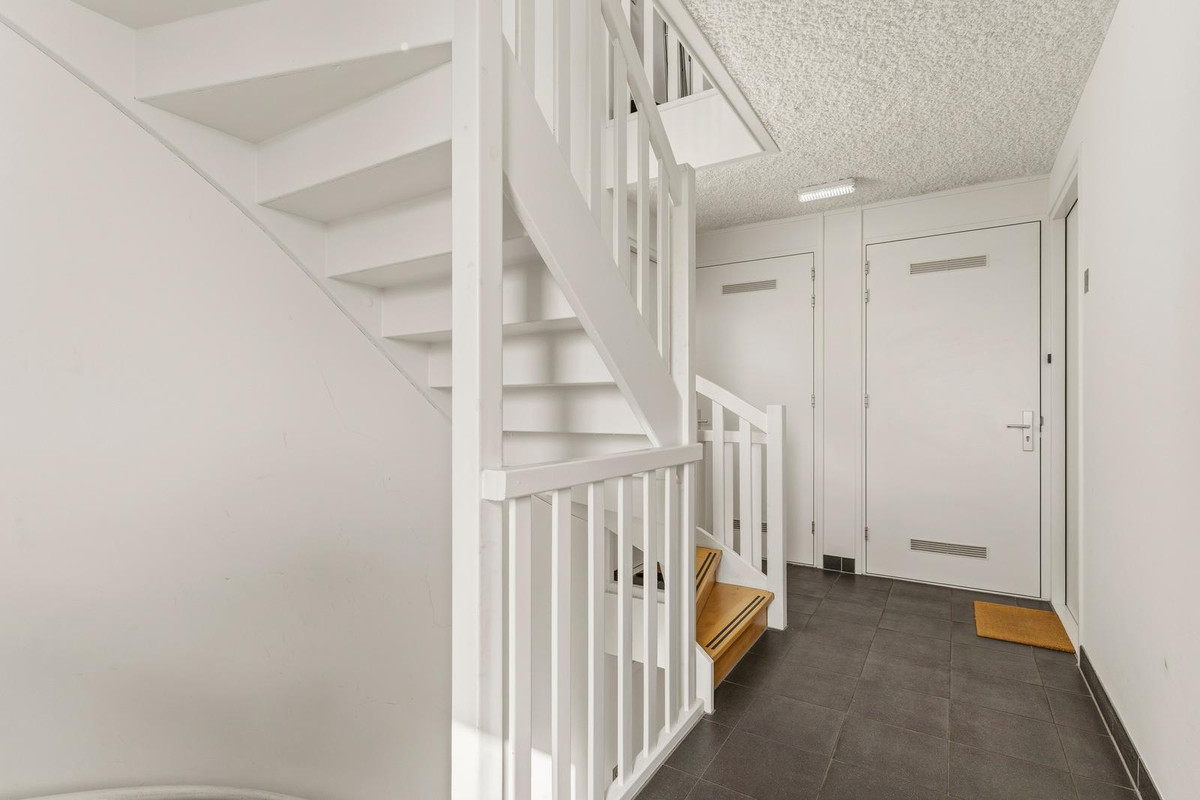 Appartement te koop: Makassarhof 10, Almere