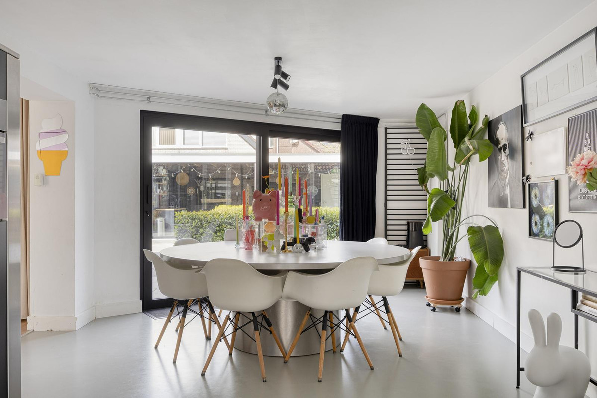 Tussenwoning te koop: Mark 10, Tilburg