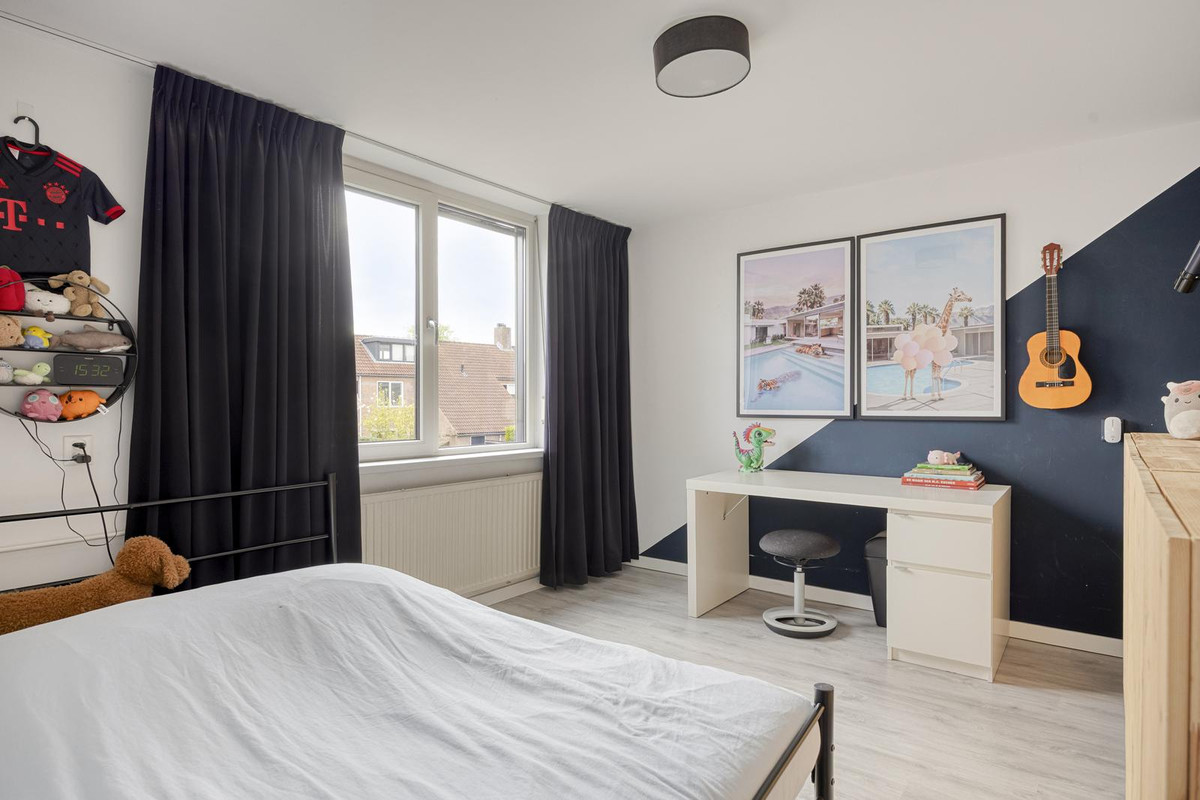 Tussenwoning te koop: Mark 10, Tilburg