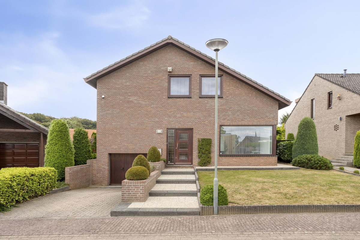 Vrijstaande woning te koop: Merelstraat 12, Spaubeek