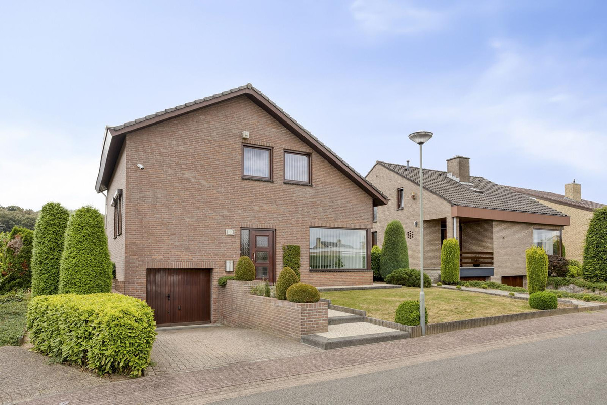 Vrijstaande woning te koop: Merelstraat 12, Spaubeek