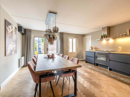 Reuveltweg 64