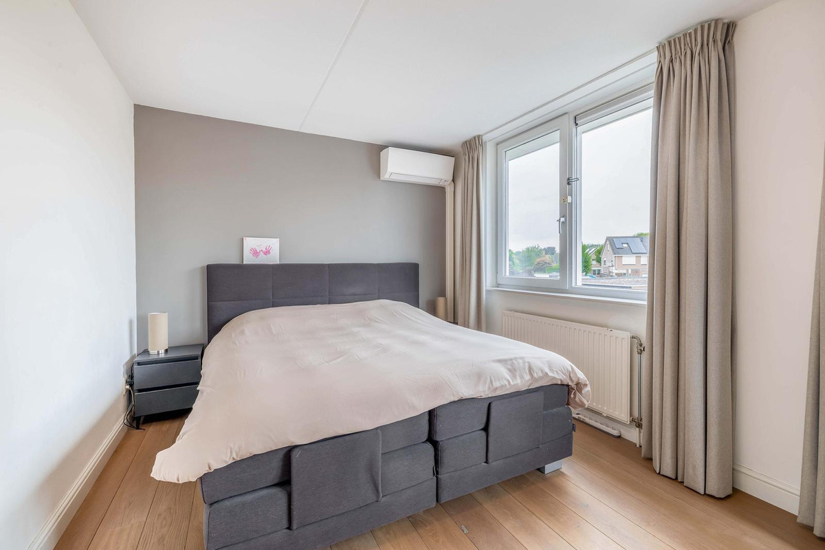 Tussenwoning te koop: Reuveltweg 64, Grubbenvorst