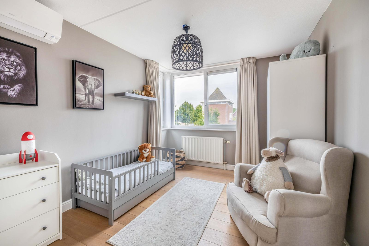 Tussenwoning te koop: Reuveltweg 64, Grubbenvorst
