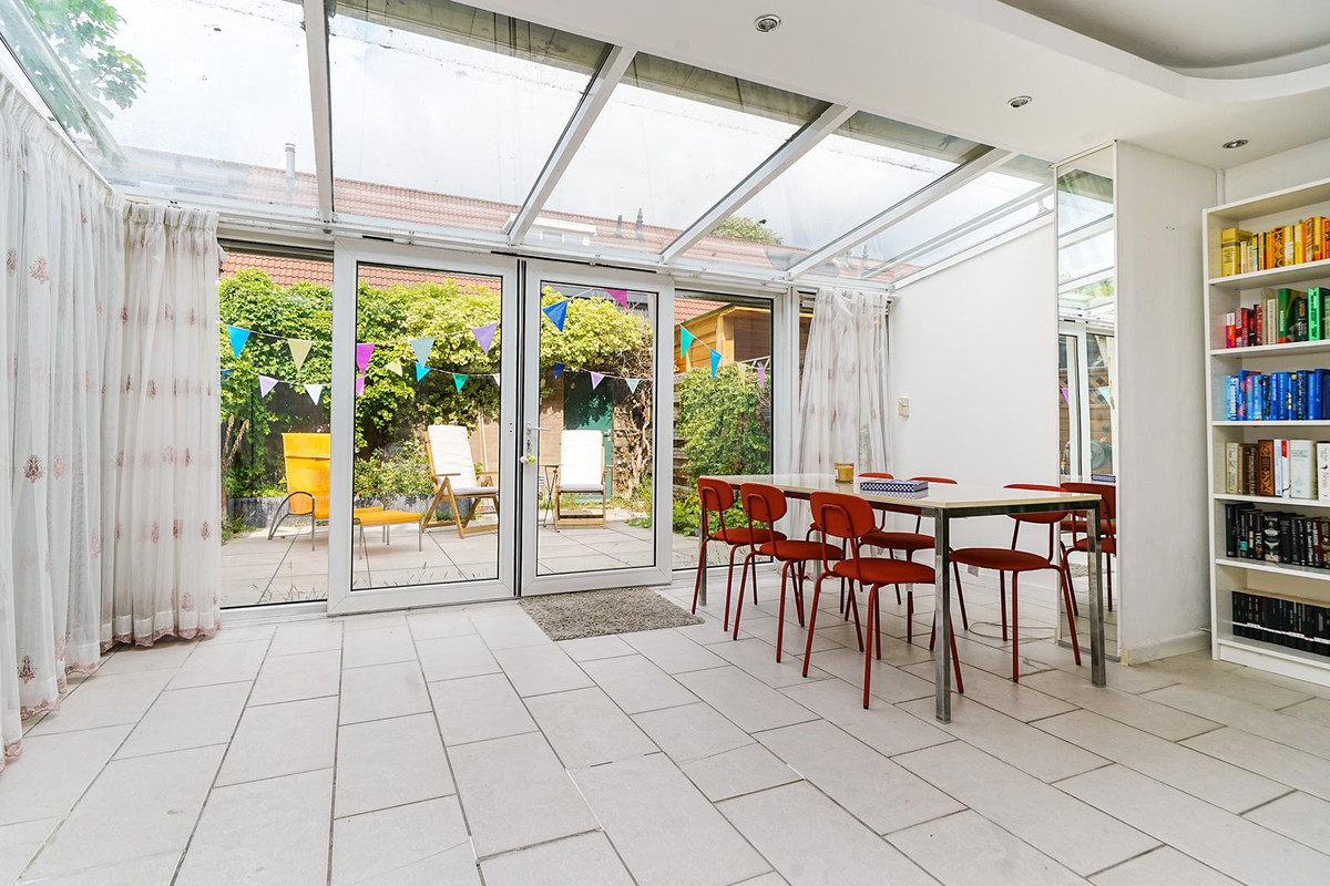 Tussenwoning te koop: Molecatensingel 399, Rotterdam