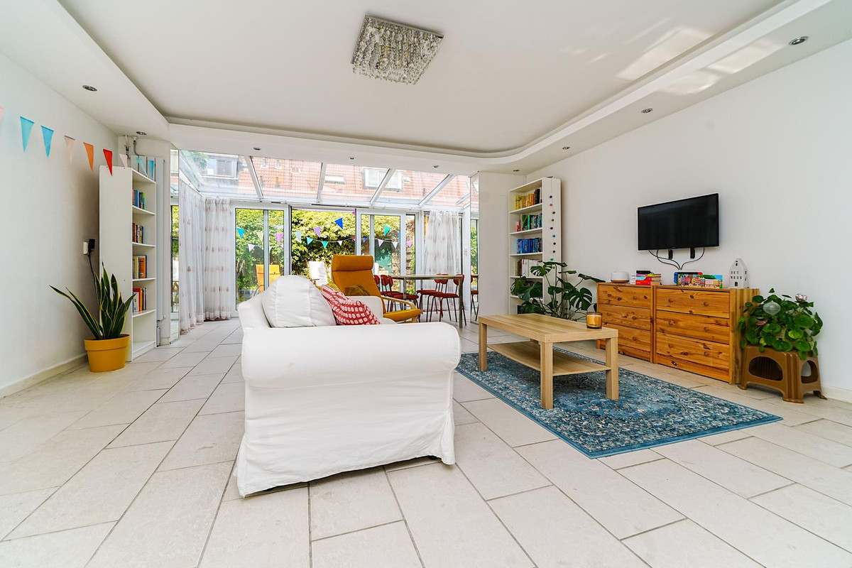 Tussenwoning te koop: Molecatensingel 399, Rotterdam