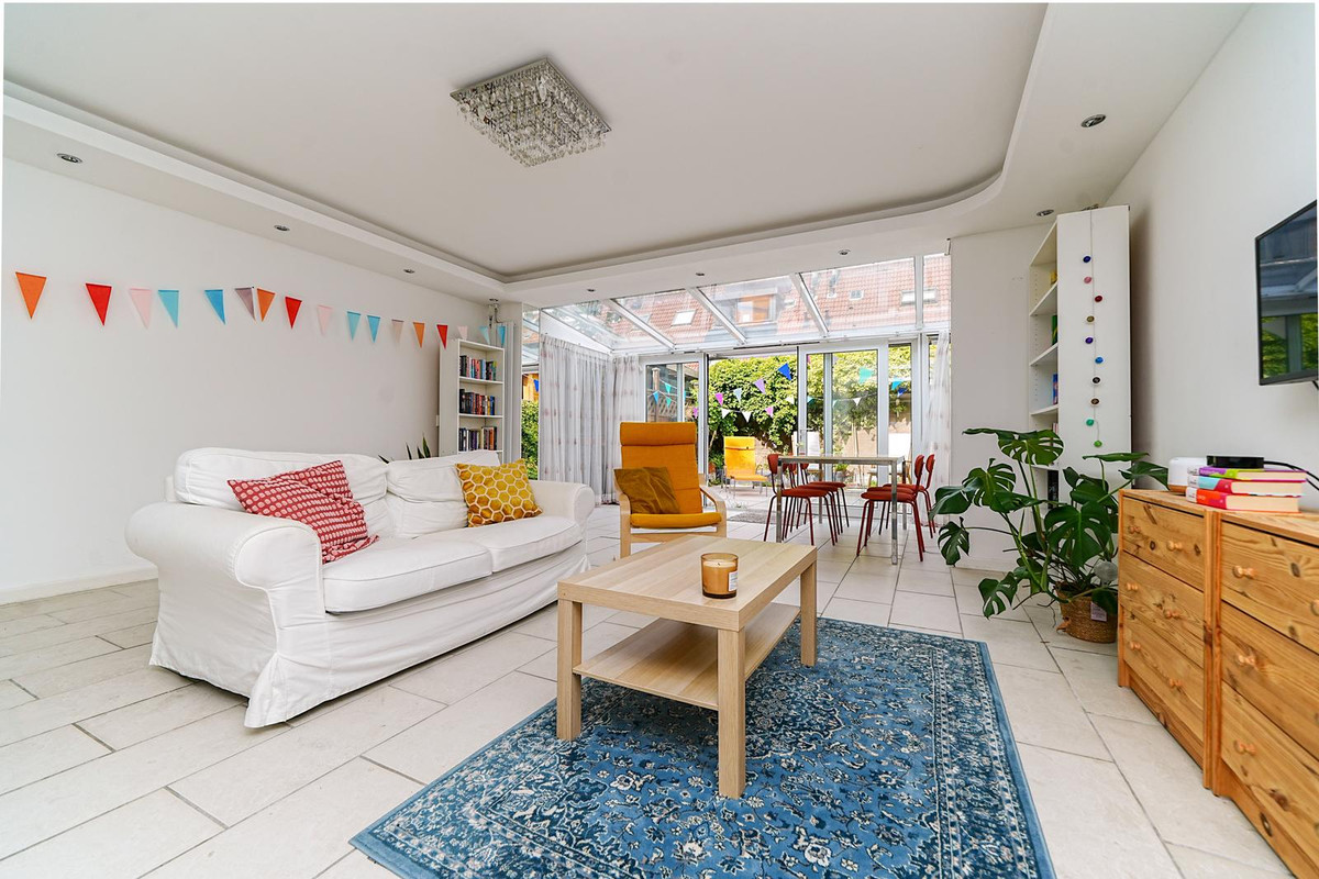 Tussenwoning te koop: Molecatensingel 399, Rotterdam