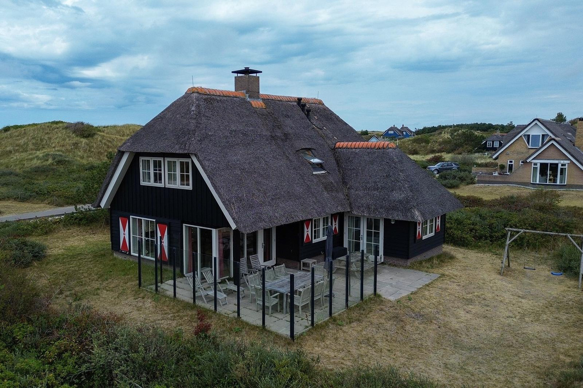 Vrijstaande woning te koop: Bosrand 45, Buren