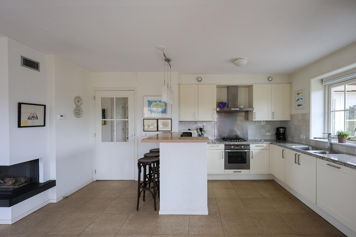 Vrijstaande woning te koop: Bosrand 45, Buren