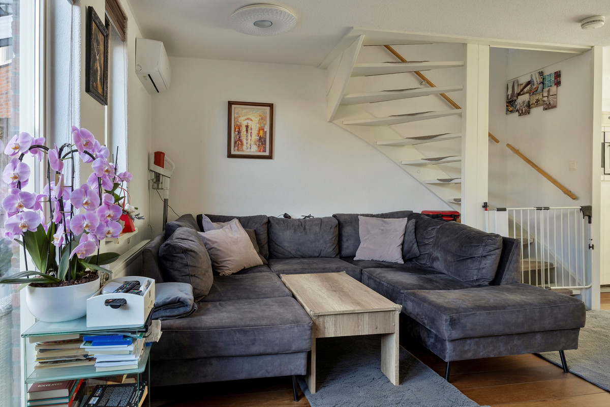 Tussenwoning te koop: Carel Willinksingel 340, Rotterdam
